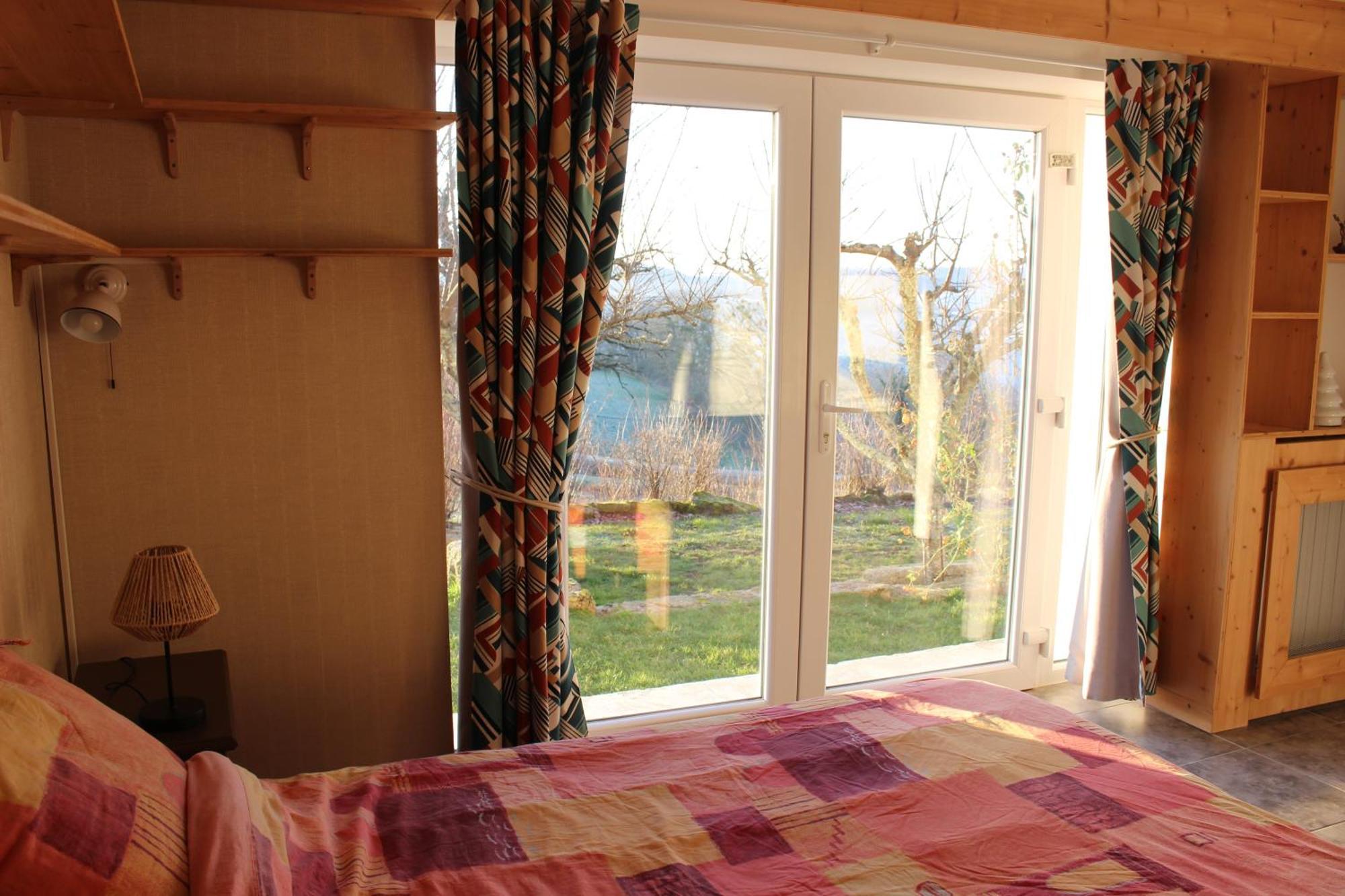 Chambre Jazzy - Gite Les Zazous Lormes Bagian luar foto